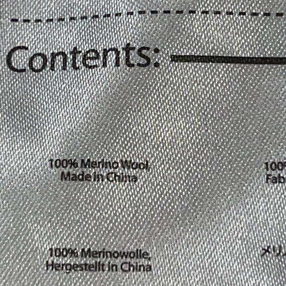 SMARTWOOL Men's Long Sleeve Funnel Neck Charcoal Gray Sweater - Minor repair -M - Picture 8 of 8